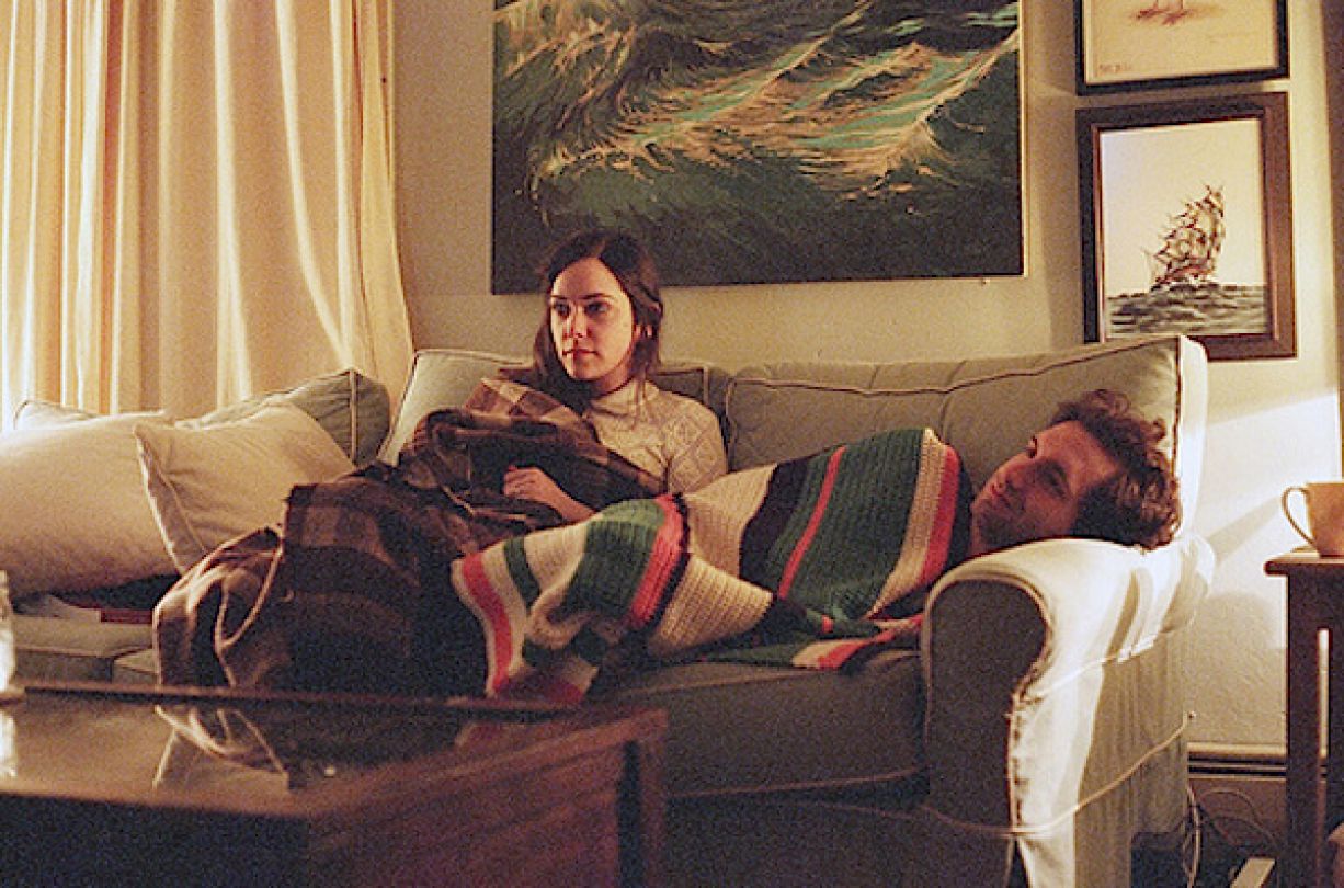 couple-watching-tv-together-courtesy-twyxt-1226x810