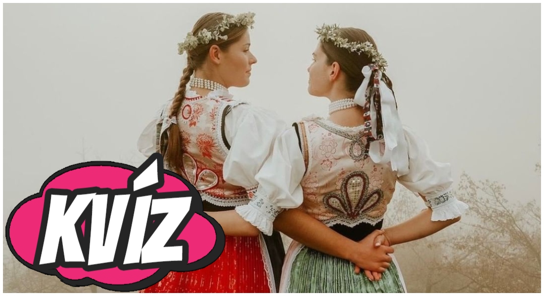 Dve ženy v slovenskom kroji