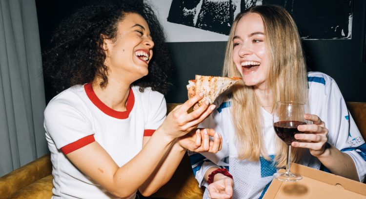 ženy a pizza