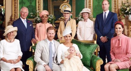 Princ Harry a Meghan Markle s kráľovskou rodinou