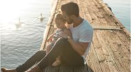 Vzťah s mužom, ktorý má dieťa: 4 veci, na ktoré sa musíš pripraviť