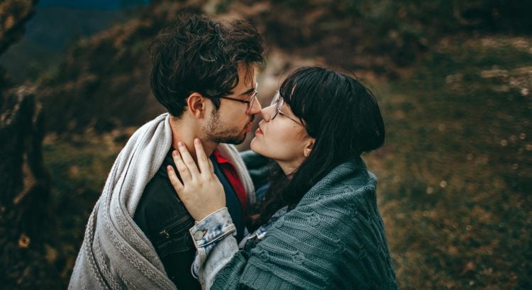 Chémia, ktorá ti zatemní rozum: 7 signálov, že si opäť v kruhu vášne bez lásky